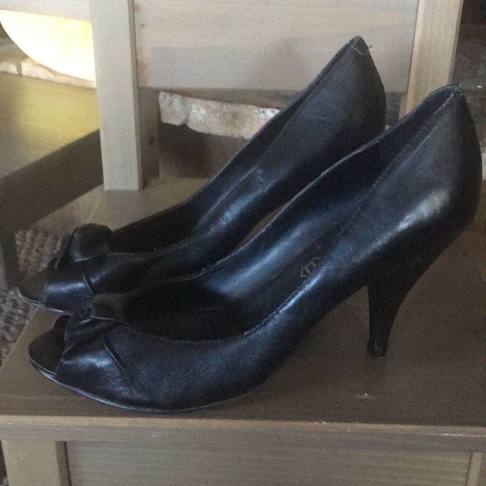 Also heels